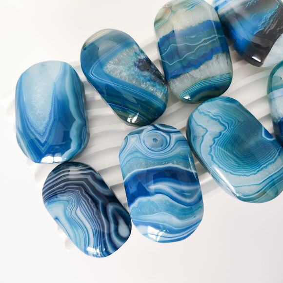 Blue Agate Palm Stone Dyed - Picture 3 of 9